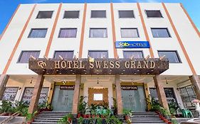 Fabhotel Swess Grand